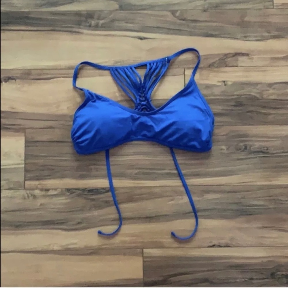 *Worn Once* hot macrame/crochet bikini top Becca